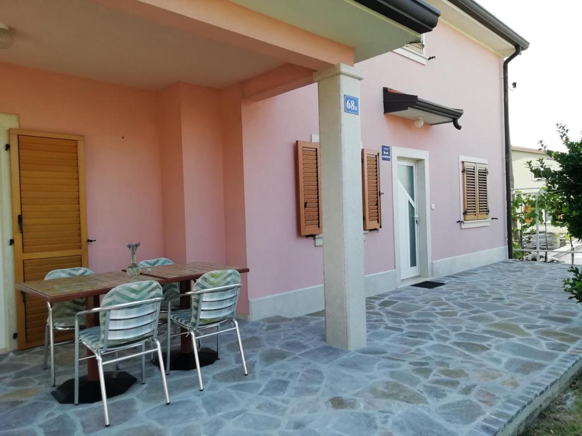 Apartmani Vesna Buje Exterior foto